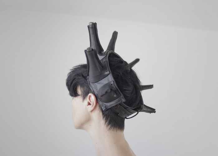 אביגיל_טלמור_עיצוב-גותי_בלוג_נעליים_שלי_לואיס_Uncoded-Steps_Shoe_Blog_For_Those_Who_Pray_2